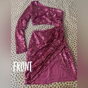 Fashion Nova Pink Sequins Dress 💋
